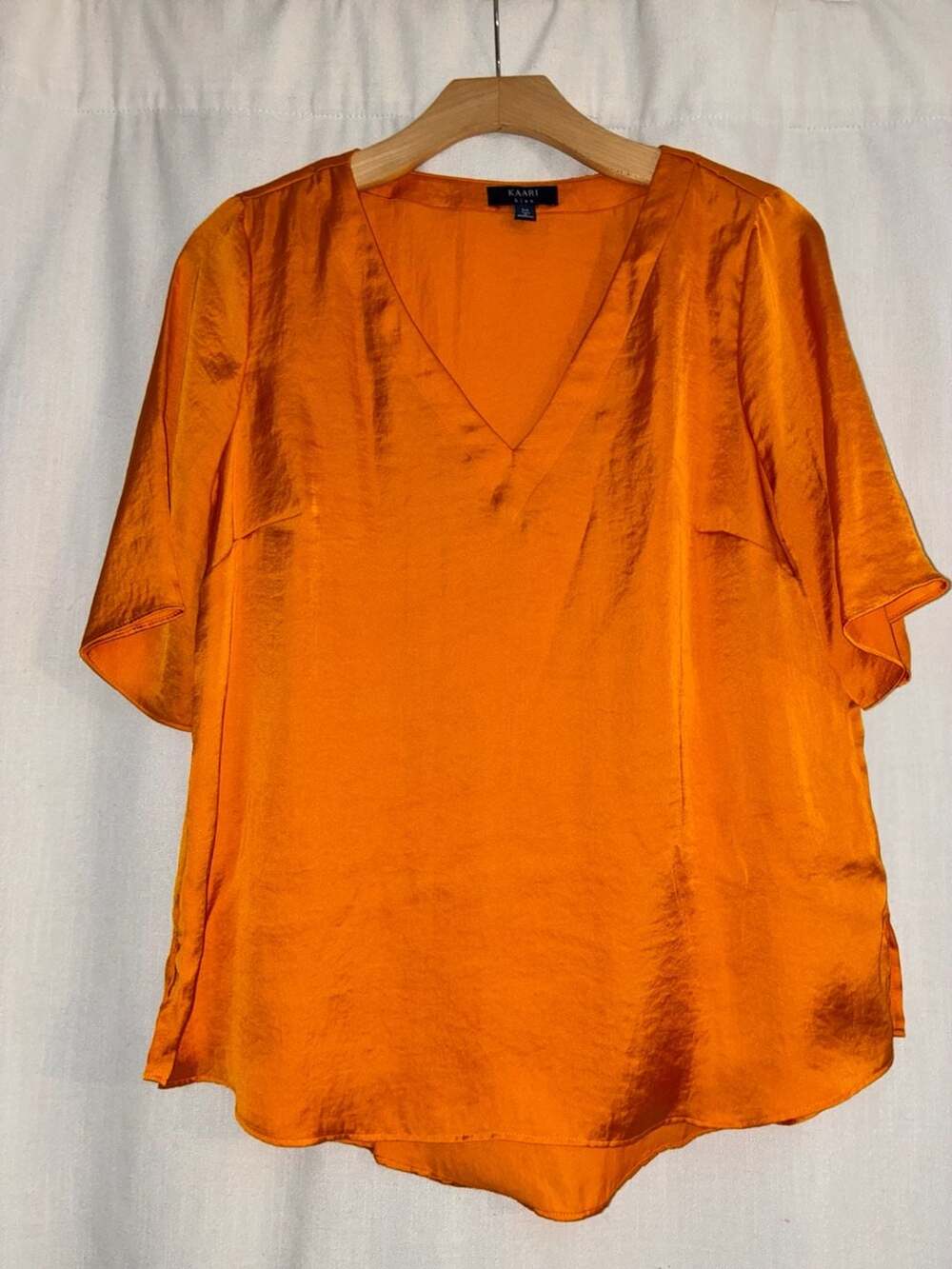 KAARI blue Orange Satin V-Neck Short Sleeve Blouse Size M